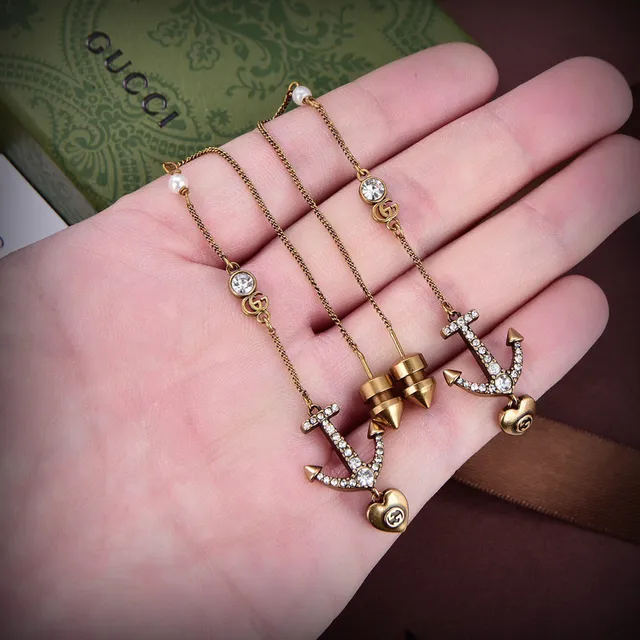 Gucci Anchor Pavé Crystal and Pearl Gold-Tone Necklace 6