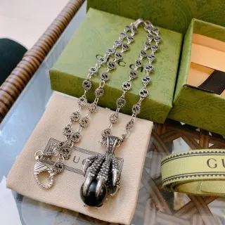 Gucci Animalier Silver Black Ornate Chain Claw-Shaped Pendant Necklace