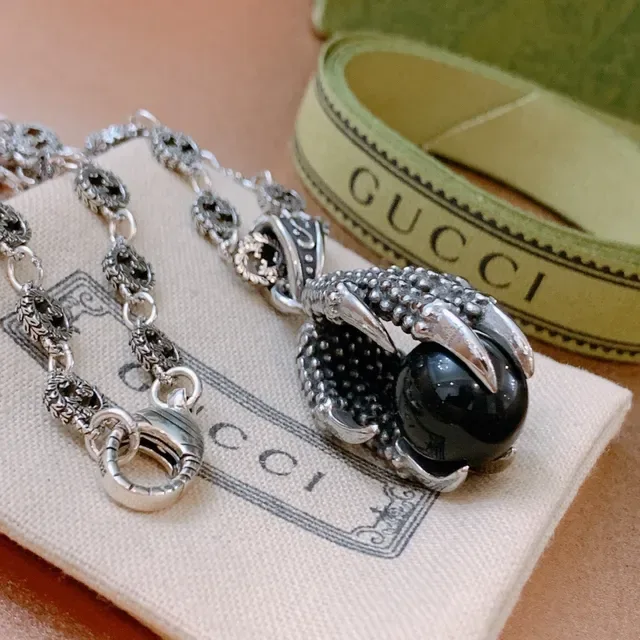 Gucci Animalier Silver Black Ornate Chain Claw-Shaped Pendant Necklace 5