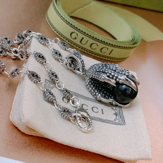 Gucci Animalier Silver Black Ornate Chain Claw-Shaped Pendant Necklace 9