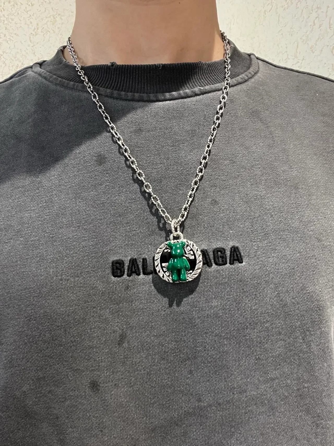 Gucci Colar Motivo Urso Pingente Resina Verde Corrente Prata 5