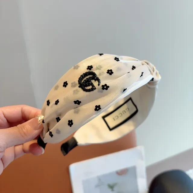 Gucci Beige Black Twisted Knot Sheer Floral Embroidered Hat 8