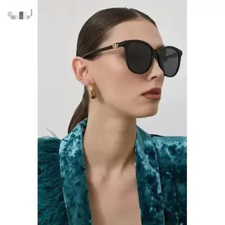 Gucci Lunettes de soleil Monture Acetate Silhouette Yeux de Chat Noir Or 2