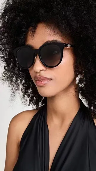 Gucci Lunettes de soleil Monture Acetate Silhouette Yeux de Chat Noir Or 4