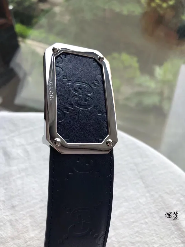 Gucci Black Gold Embossed Interlocking G Motif Rectangular Metal Buckle Leather Belt 5
