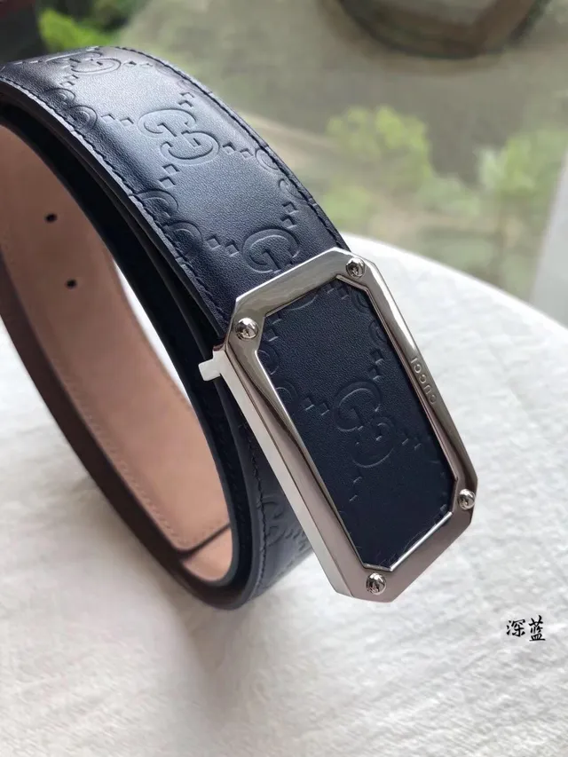 Gucci Black Gold Embossed Interlocking G Motif Rectangular Metal Buckle Leather Belt 6