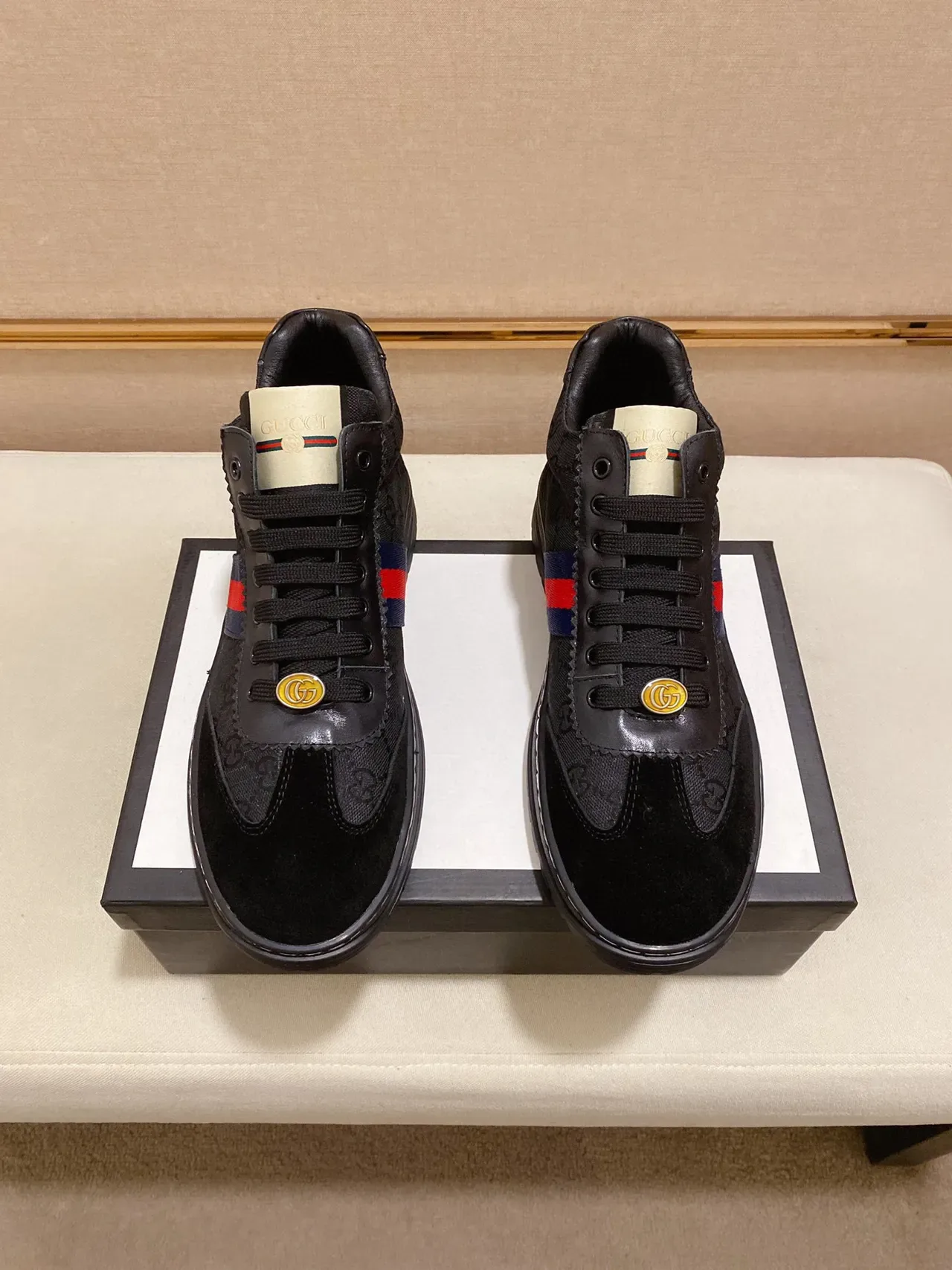 Gucci Black Red Mixed-Material Upper Web Stripe Accent Lifestyle Sneakers 4