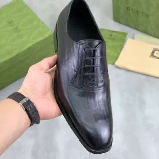 Gucci Black Textured Cap-Toe Oxford Shoes