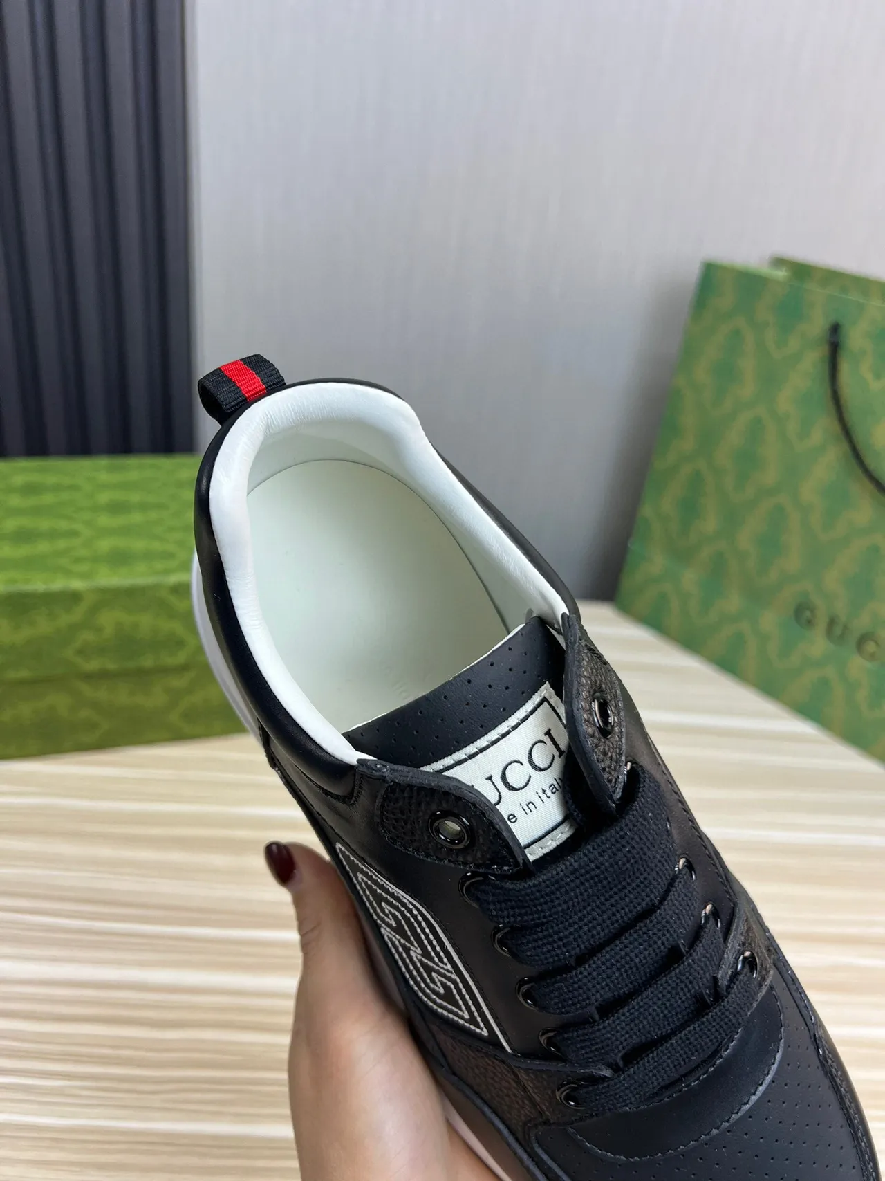 Gucci Black White Leather And Perforated Upper Interlocking GG Logo Lifestyle Sneakers 6