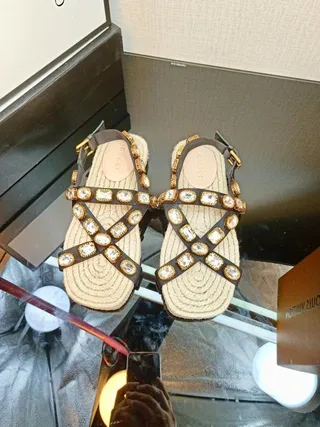 Gucci Brown Beige Embellished Woven Jute Sole Gladiator Sandals 2