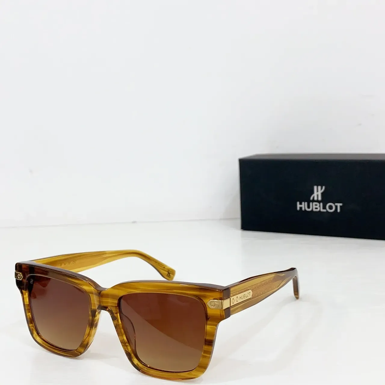 Gucci Brown Beige Rectangular Frame Tortoiseshell Acetate Sunglasses 4