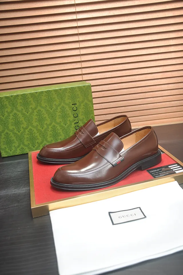 Gucci Brown Black Penny Moc-Toe Loafer 4