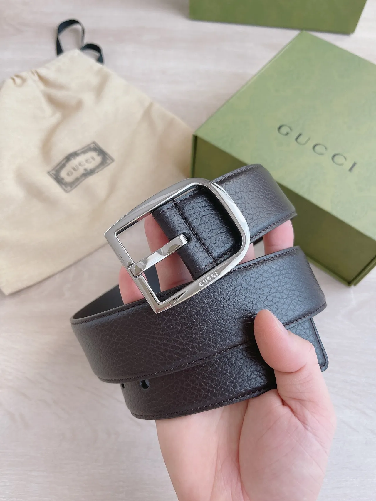 Gucci Brown Silver Pebbled Rectangular Buckle Leather Belt 8