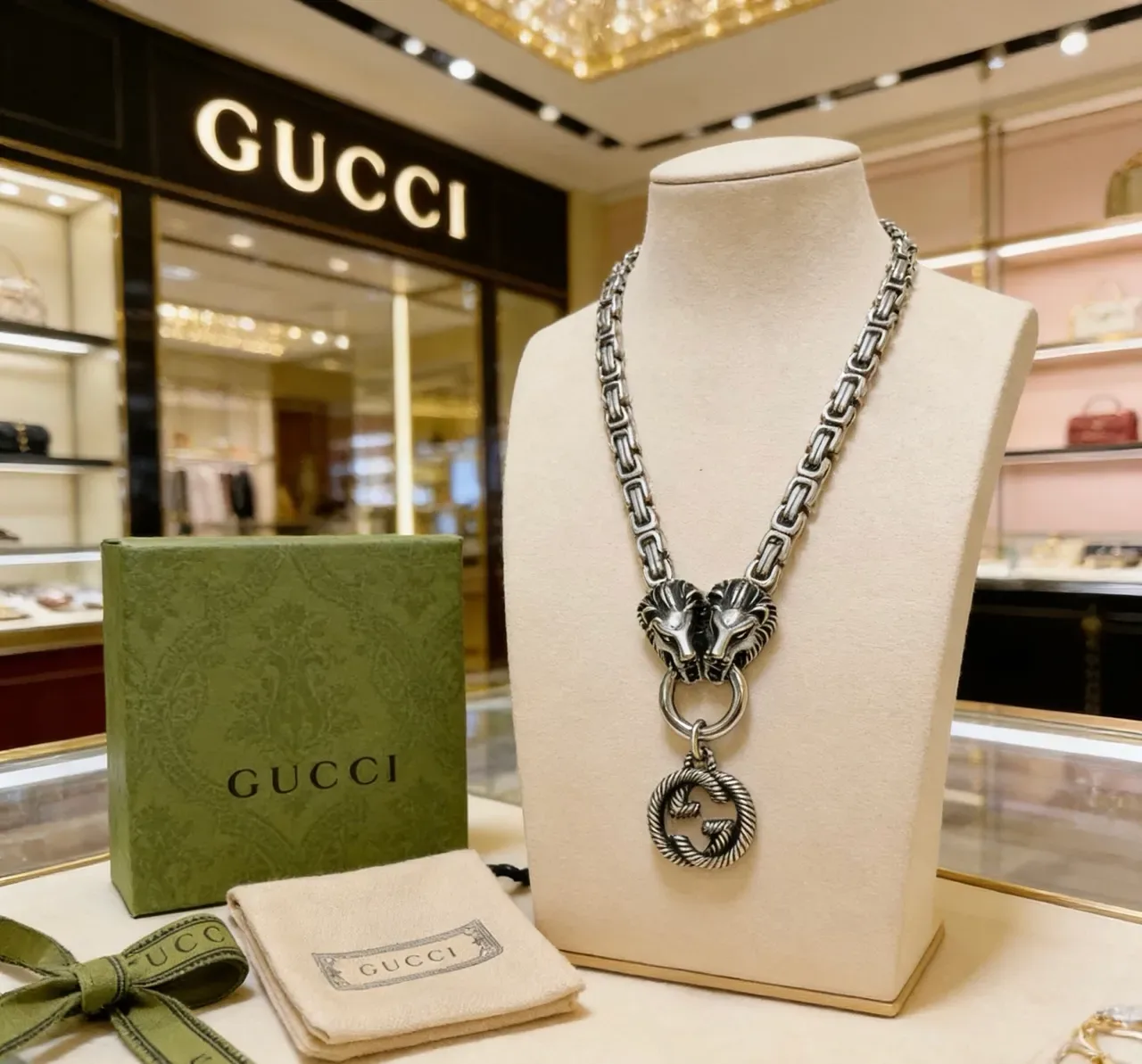 Gucci Dionysus Interlocking G Lion-Head Chain Necklace 8
