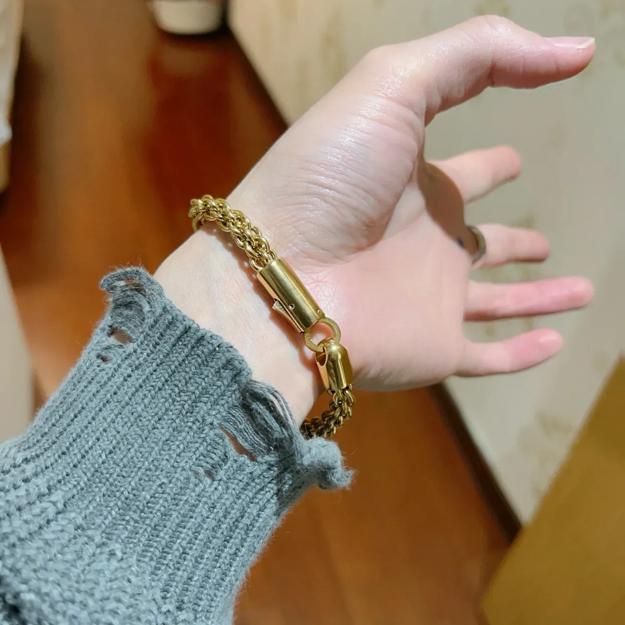 Gucci Double-Chain Woven Link Gold-Tone Bracelet 3