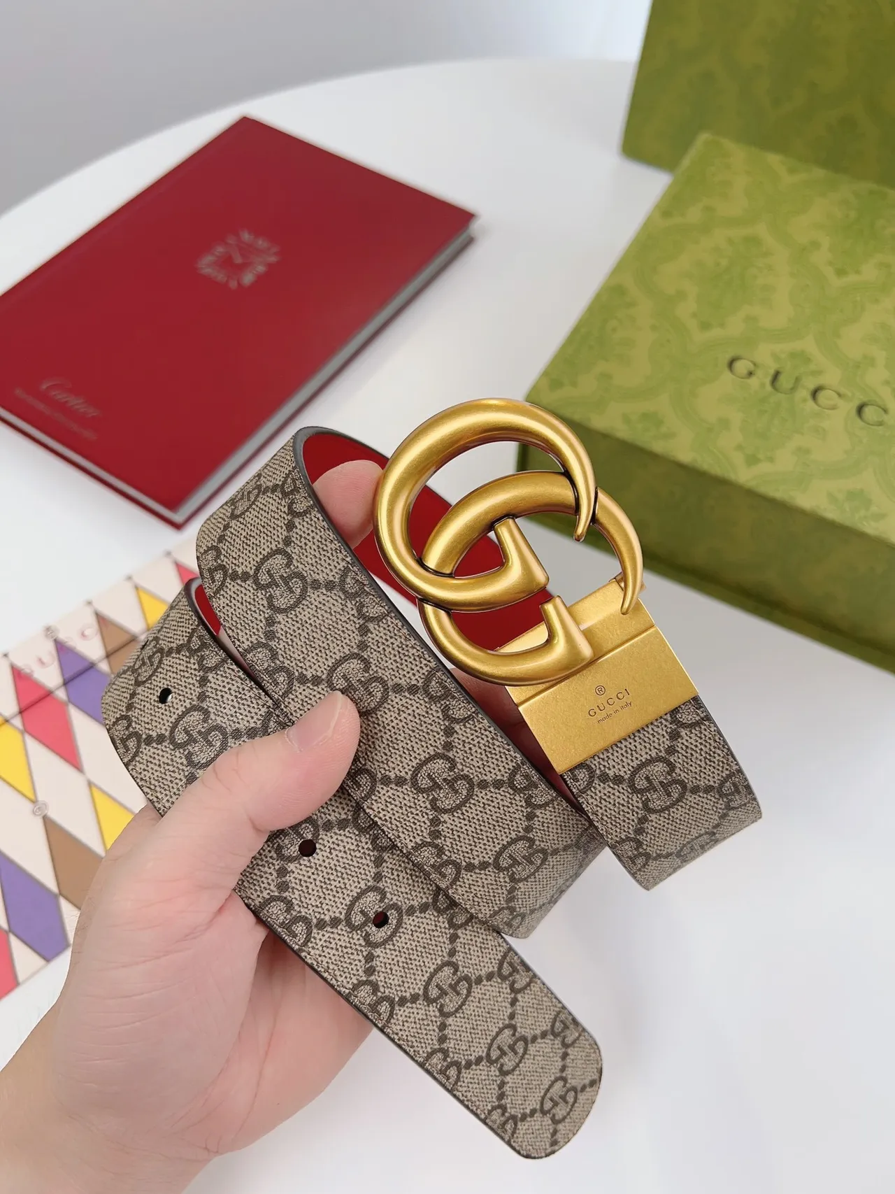 Gucci Double G 红色皮革腰带和 GG Monogram 织带皮革腰带 2