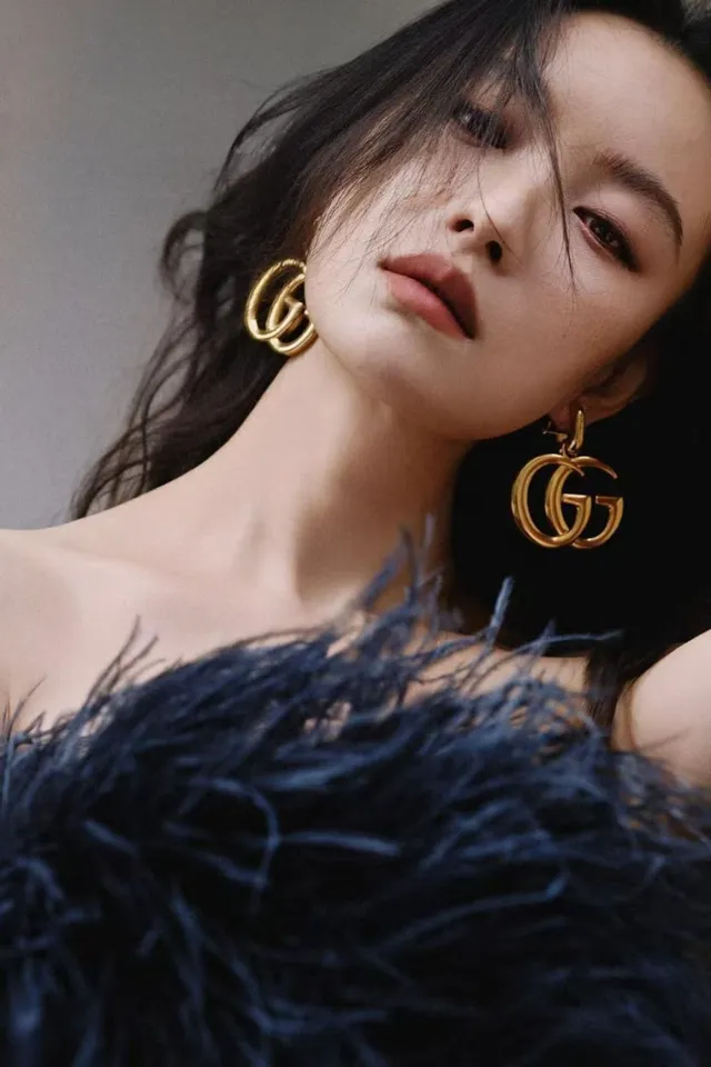 Gucci Double G Interlocking Logo Gold-Tone Drop Earrings 9