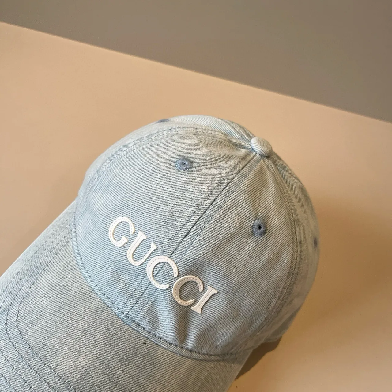 Gucci إيمبرويدد لوجو أزرق فاتح دنيم كابيه بيسبول 8