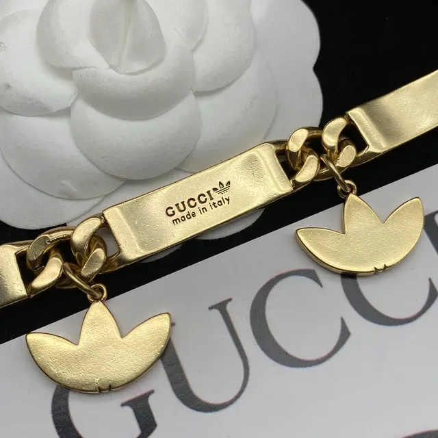 Gucci Enamel Charm Curb Chain Necklace 2