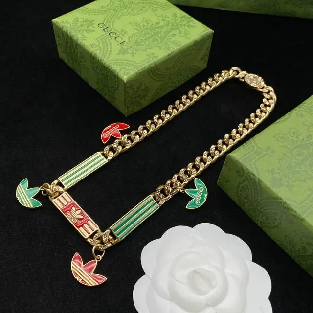 Gucci Enamel Charm Curb Chain Necklace 4