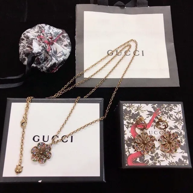 Gucci Flora Collier Pendentif Floral Multicolore Cristal Or 5