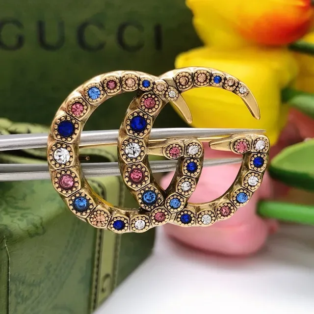 Gucci GG Brooch Gold Multicolor Interlocking Double-G Pavé Crystal-Encrusted Brooch 3