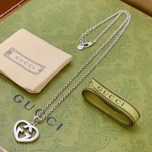 Gucci GG Heart Interlocking G Silver-Tone Necklace 9