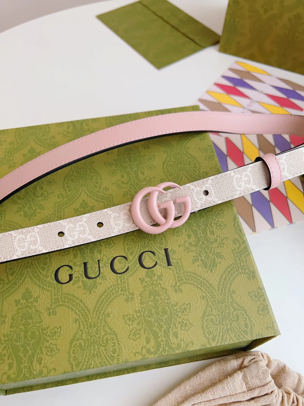 Gucci GG Marmont Beige and Pink Resin Interlocking G Leather Belt 2