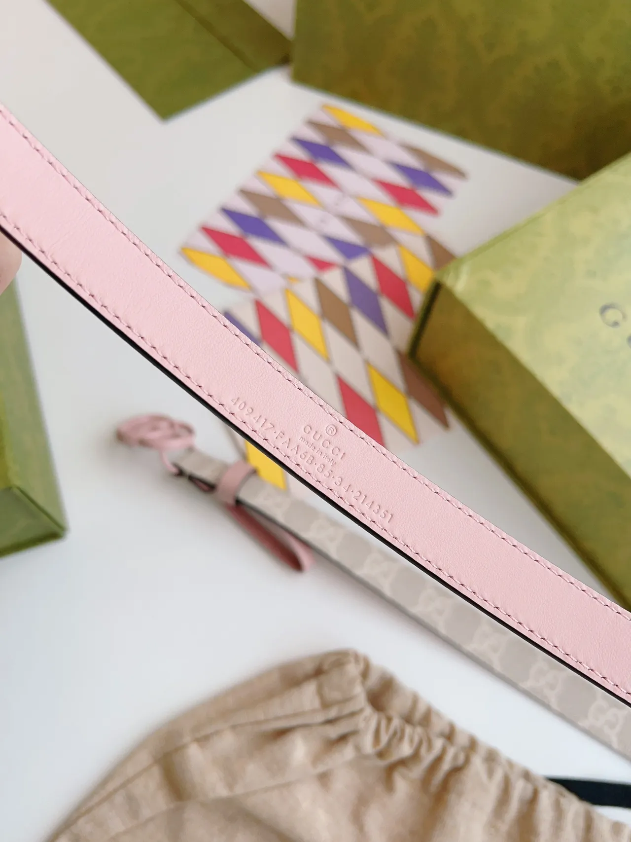 Gucci GG Marmont Beige and Pink Resin Interlocking G Leather Belt 4