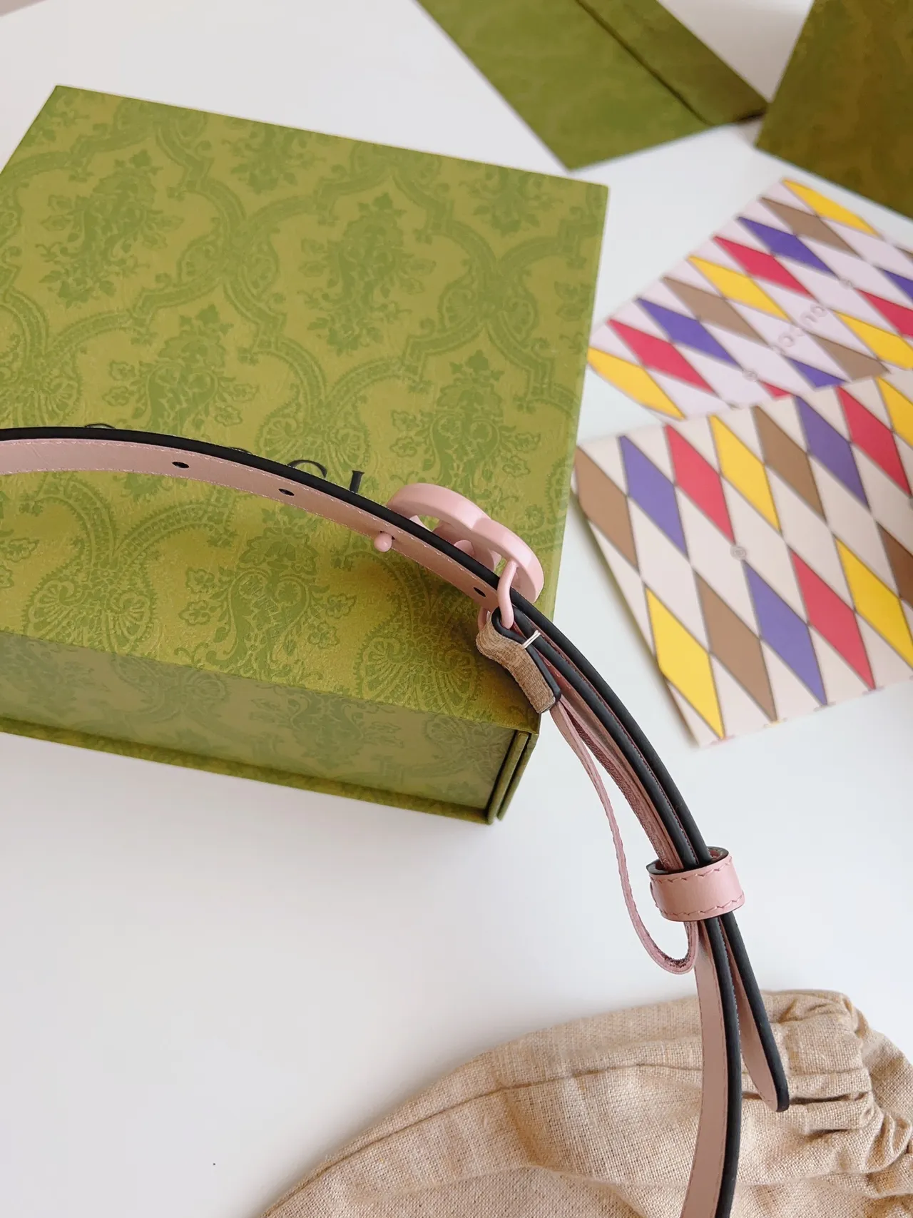 Gucci GG Marmont Beige and Pink Resin Interlocking G Leather Belt 7