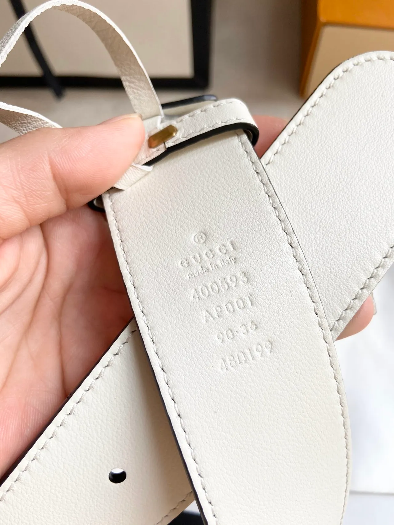 Gucci GG Marmont 米色 镀金 互锁 G 扣 光滑皮革带 7