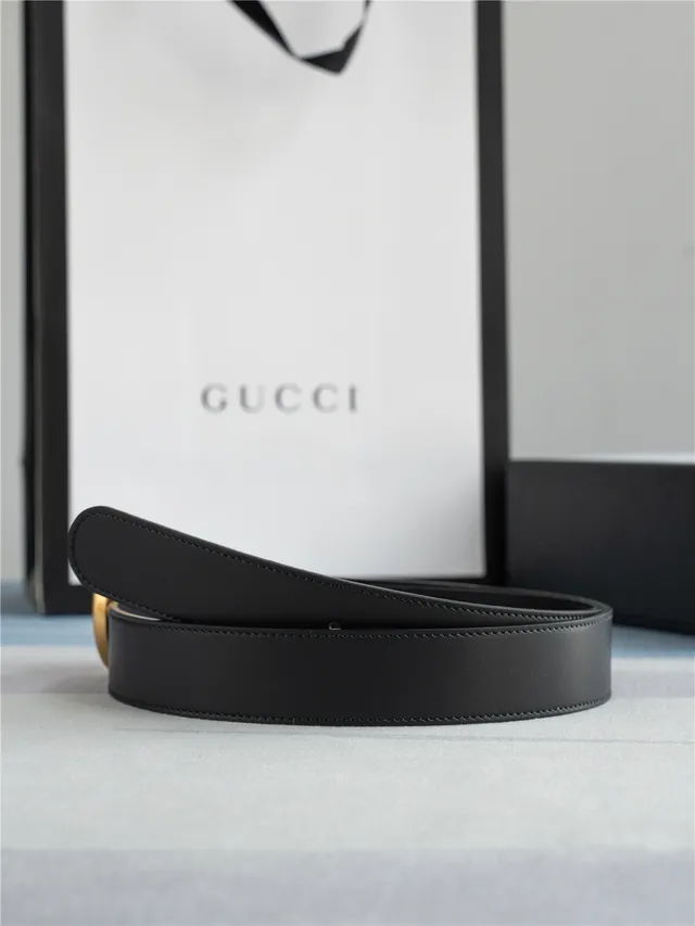 Gucci GG Marmont Noir et or Interlocking G Buckle Ceinture en cuir lisse 8