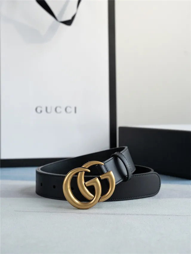 Gucci GG Marmont Noir et or Interlocking G Buckle Ceinture en cuir lisse 9