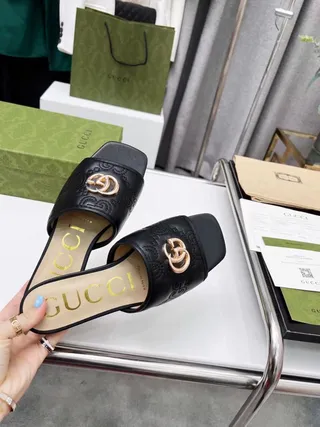 Gucci GG Marmont Black Quilted Leather Slide Slippers 7