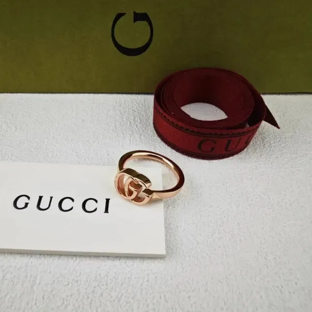 Gucci GG Marmont Interlocking Double G Stackable Rings 2