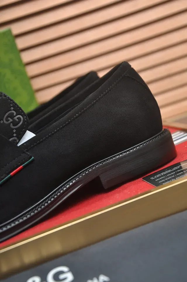 Gucci GG Marmont Loafer Noir Daim 2