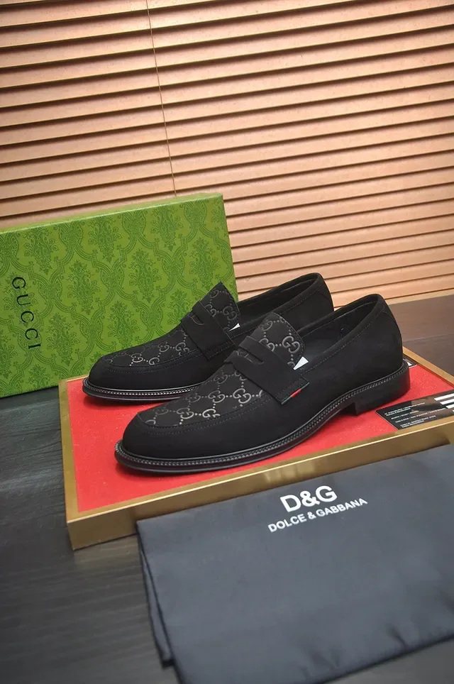 Gucci GG Marmont Loafer Noir Daim 4