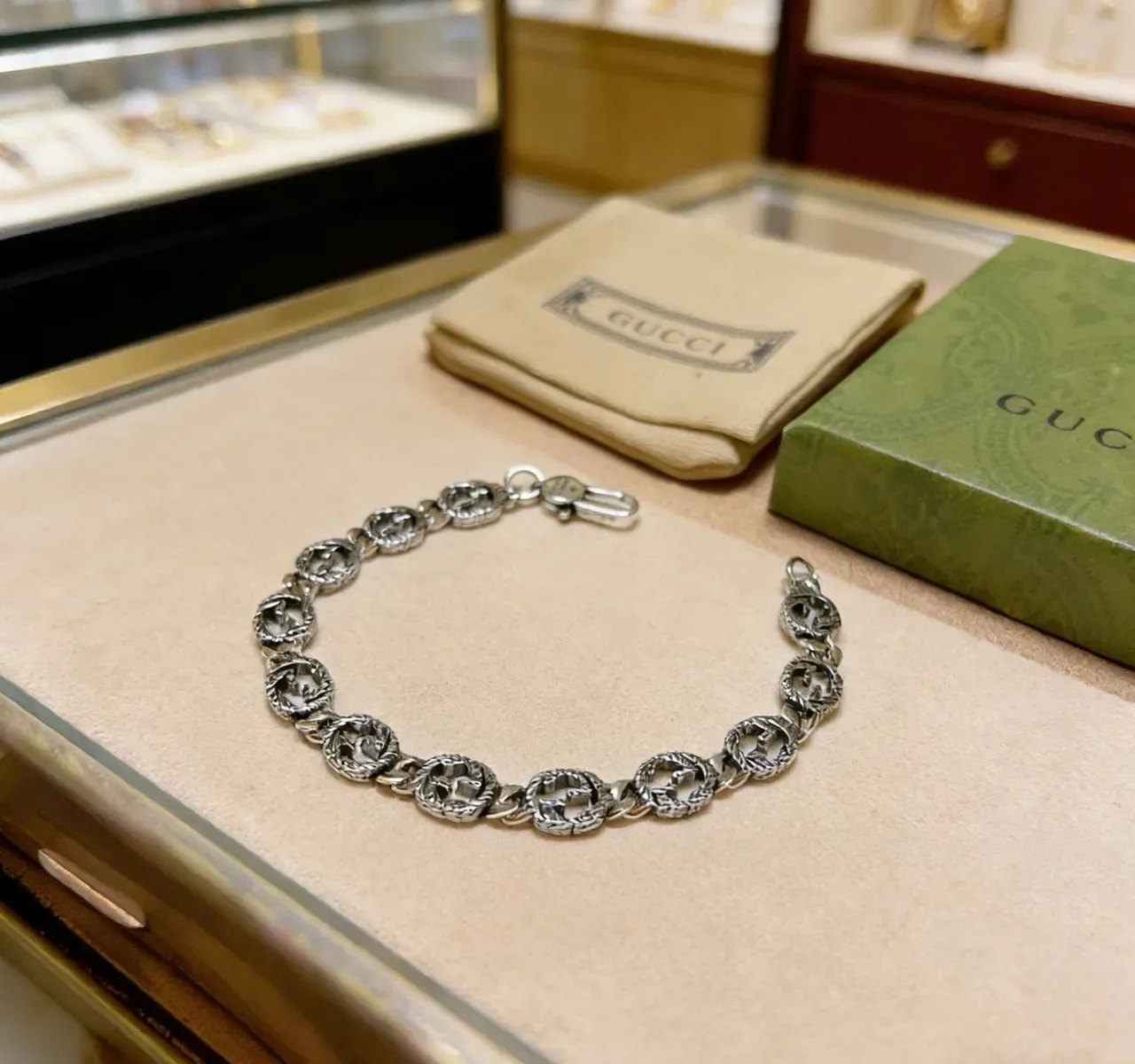 Gucci GG Marmont Oxidized Silver Interlocking G Chain Bracelet 6