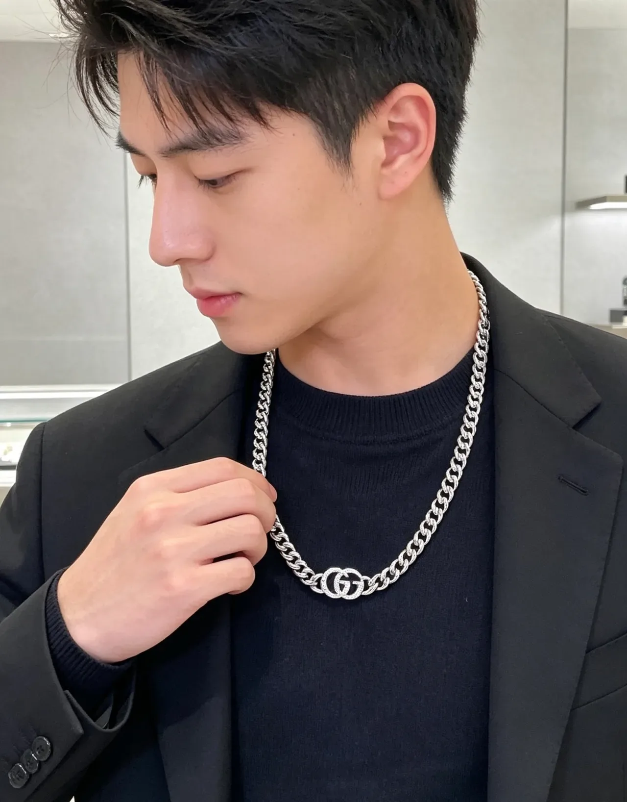 Gucci GG Marmont Pavé Interlocking G Curb Chain Necklace 3