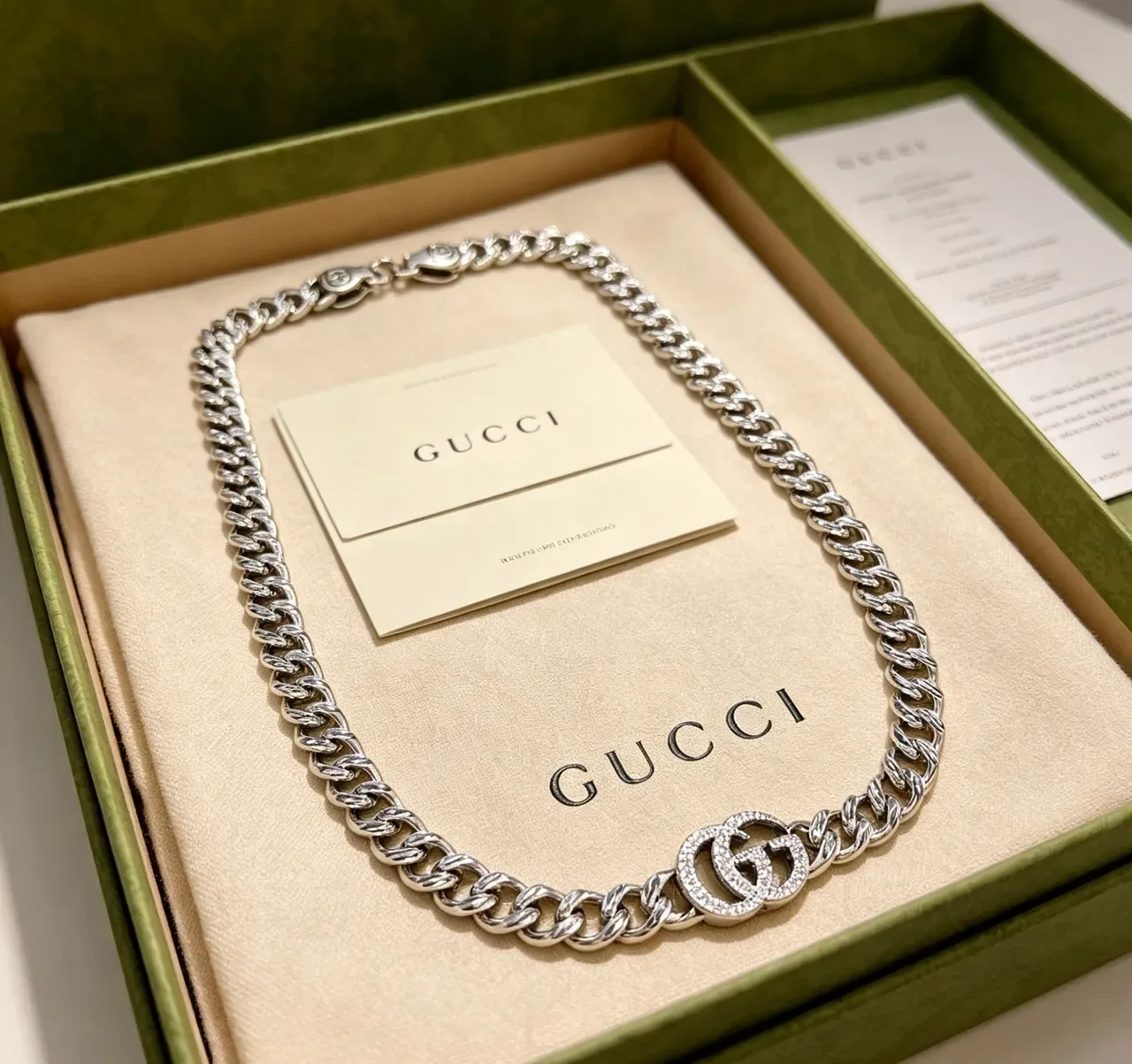 Gucci GG Marmont Pavé Interlocking G Curb Chain Necklace 9