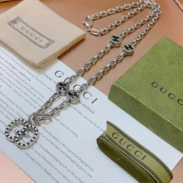 Gucci GG Marmont Silver Green Interlocking Double-G Charms Twisted-Link Chain Necklace 7
