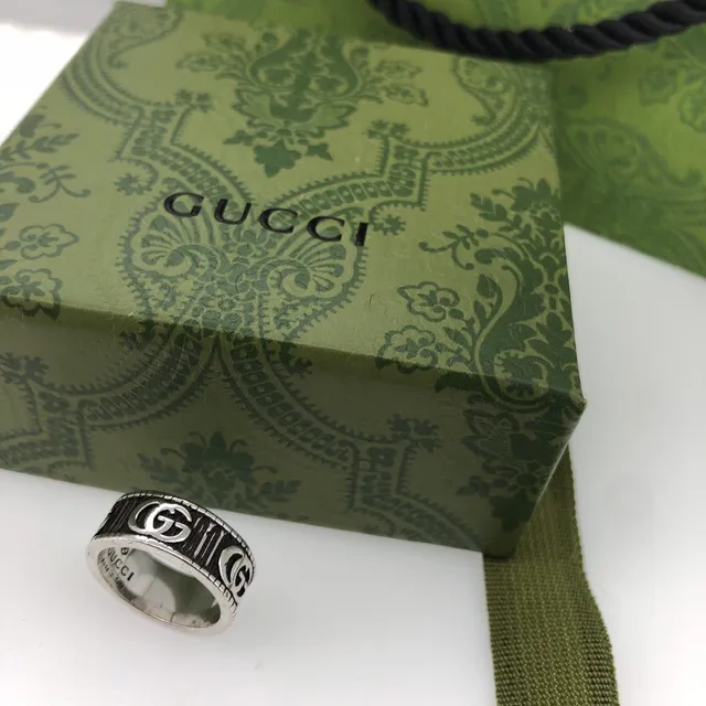 Gucci GG Marmont Silver Green Wide Band Interlocking G Motif Ring 6