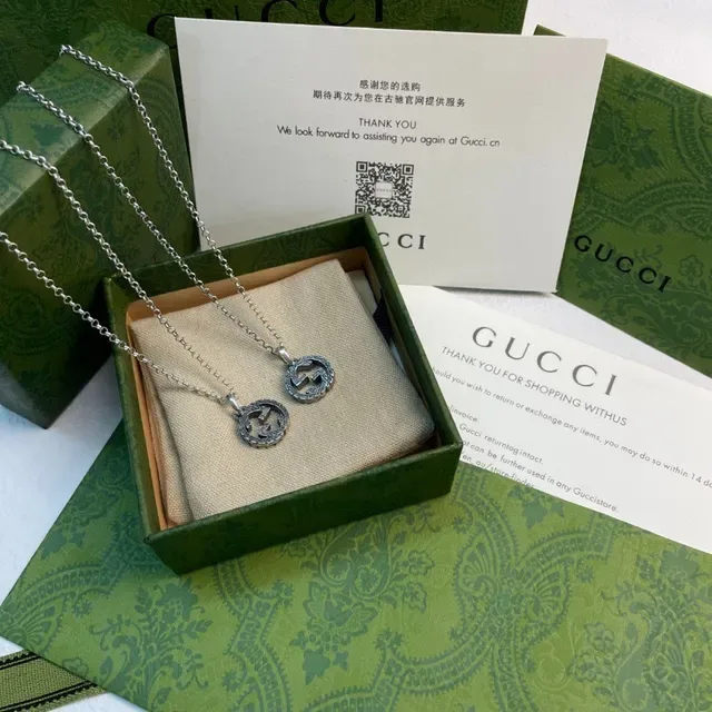 Gucci GG Marmont Silver Interlocking Logo Necklace 4