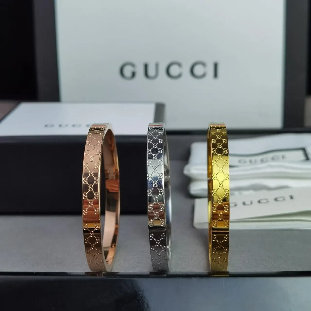 Gucci GG Marmont Silver Red Engraved Monogram Italian Flag Stripe Bracelet 5