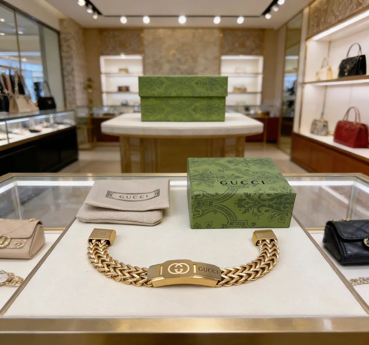 Gucci Gold Braided Curb-Link Chain Bracelet 4