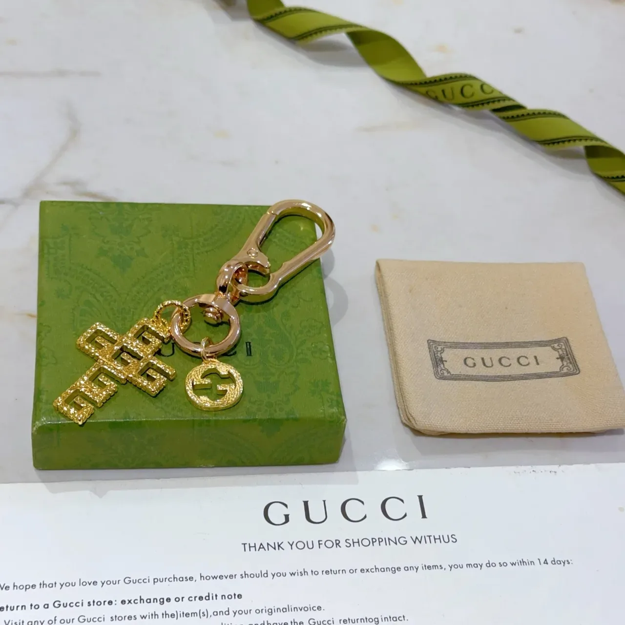 Gucci Gold Green Metal Interlocking G Logo Bracelet 4
