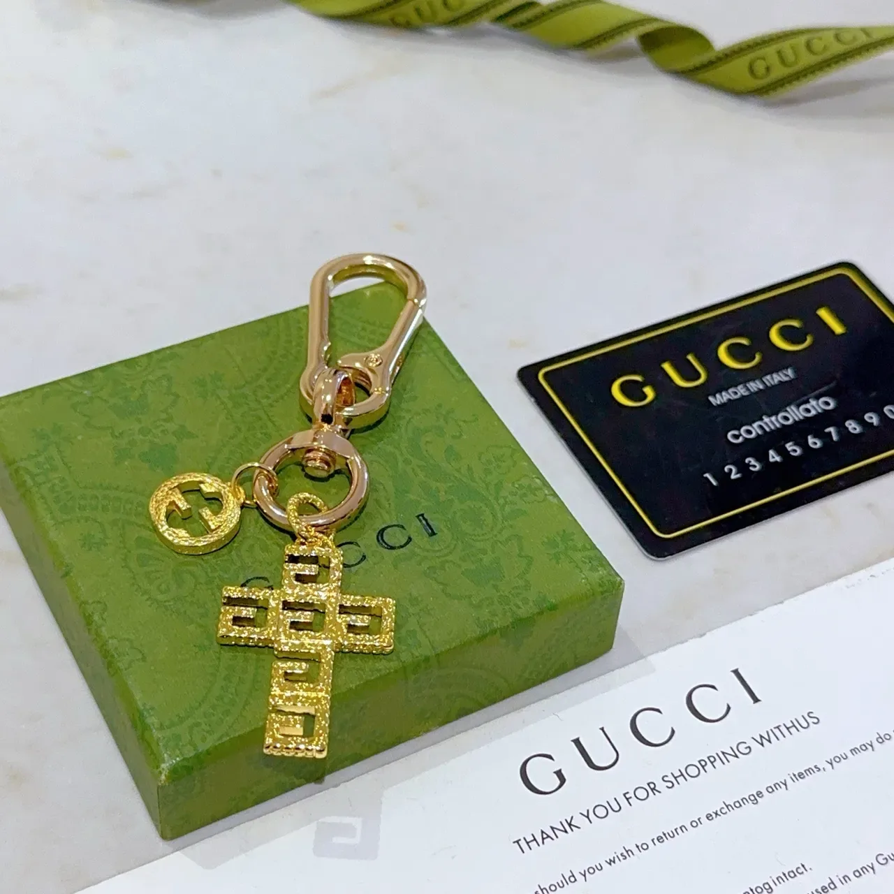 Gucci Gold Green Metal Interlocking G Logo Bracelet 5