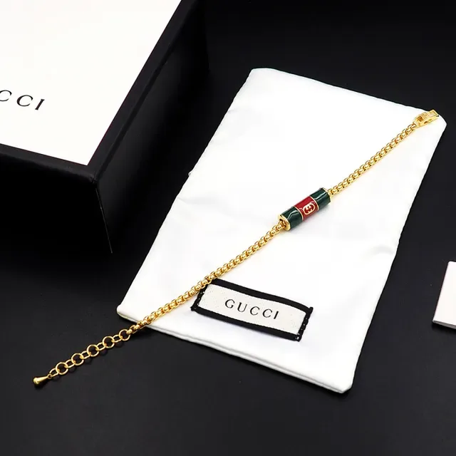 Gucci गोल्ड रेड कर्ब चेन एनामेल सिलेंडर चार्म ब्रेसलेट 2
