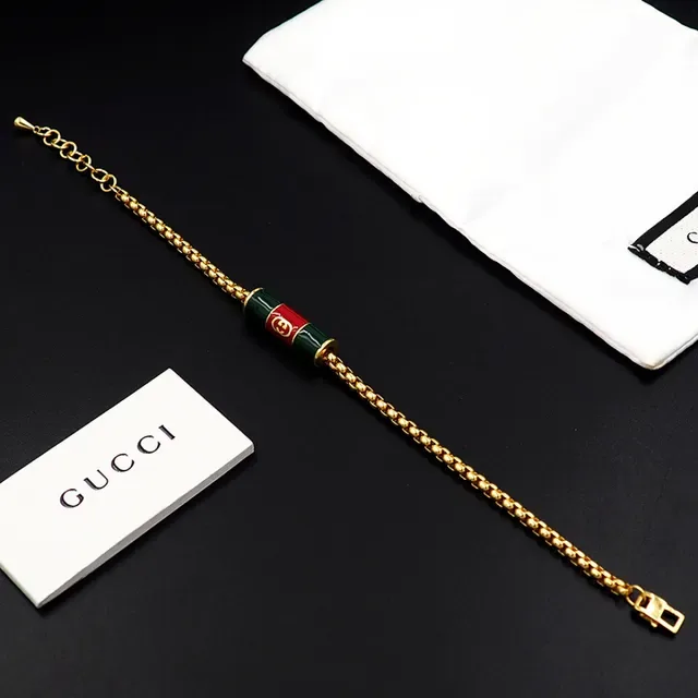 Gucci गोल्ड रेड कर्ब चेन एनामेल सिलेंडर चार्म ब्रेसलेट 3