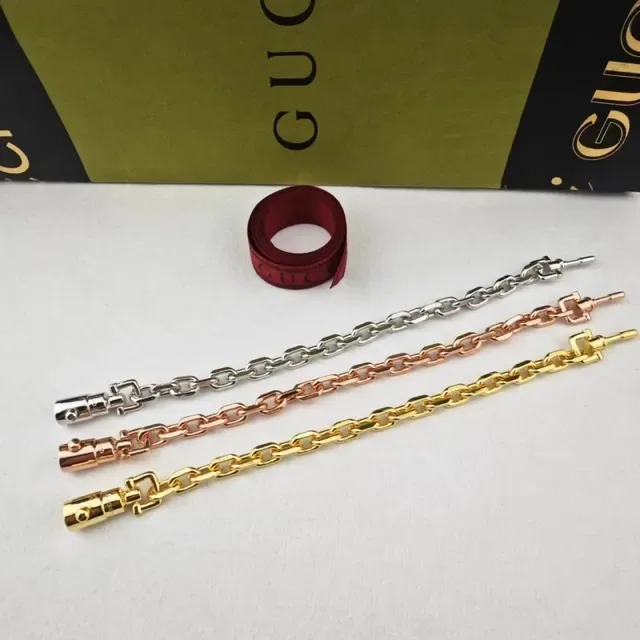Gucci Gold Silver Layered Curb Chains Rectangular Toggle Clasps Necklace 5